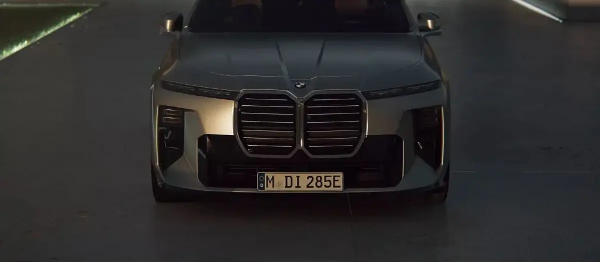 BMW i7